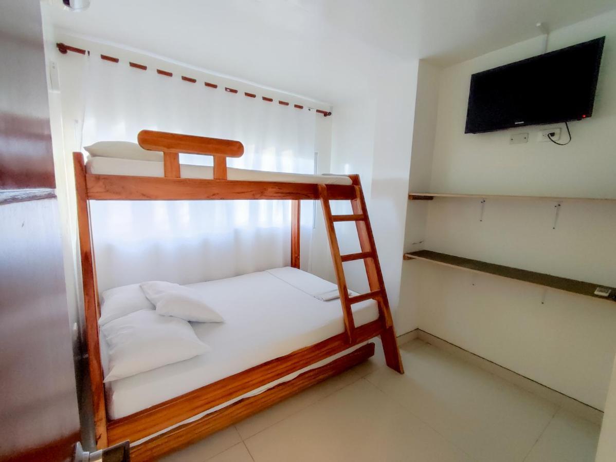 Hotel Portoalegre Ковеньяс Экстерьер фото