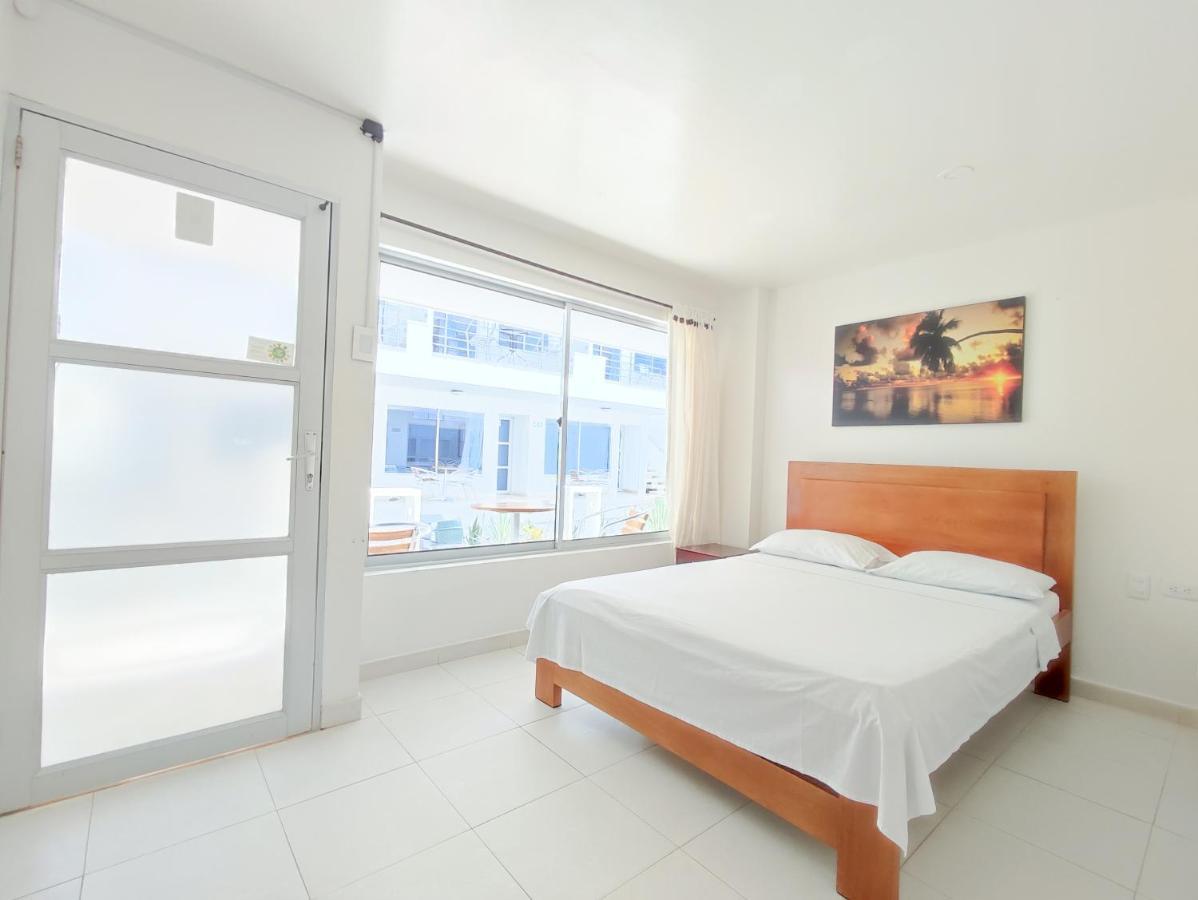 Hotel Portoalegre Ковеньяс Экстерьер фото
