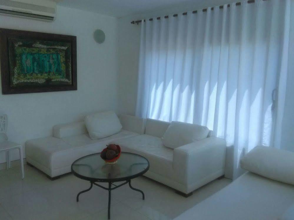 Hotel Portoalegre Ковеньяс Экстерьер фото